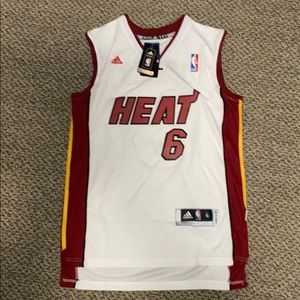 COPY - Woman’s basketball jersey